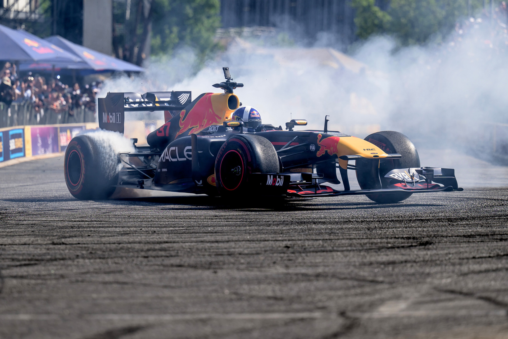 レッドブル、アデレード・グランプリ・デモ走行のF1ドライバーを発表