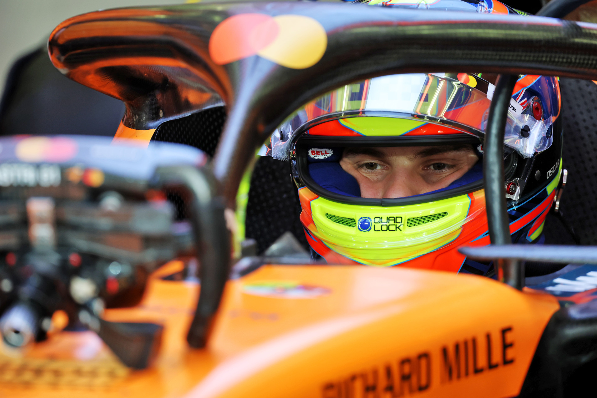 Piastri acknowledges McLaren not favorites as 2026 season begins