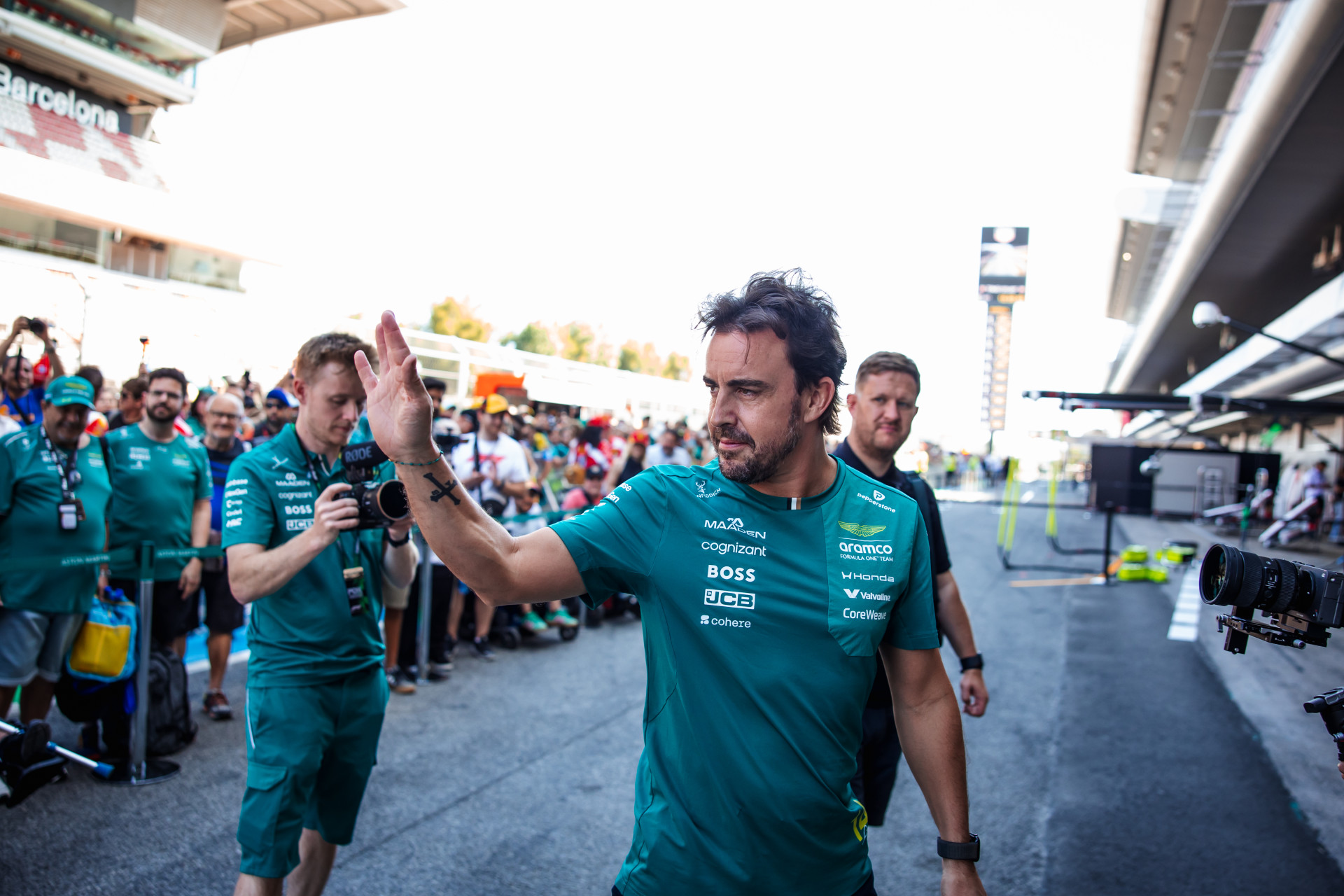 Fernando Alonso Hints at Potential Barcelona Farewell